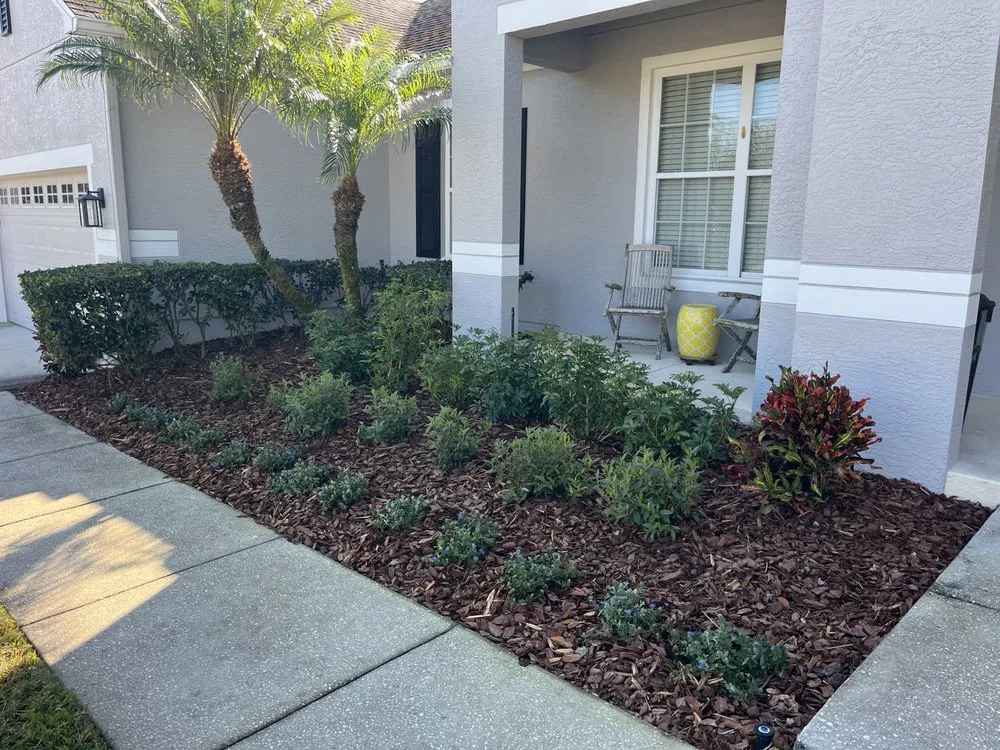 Reliable lawn care service for residential properties in Longwood, FL by Quik Care Services