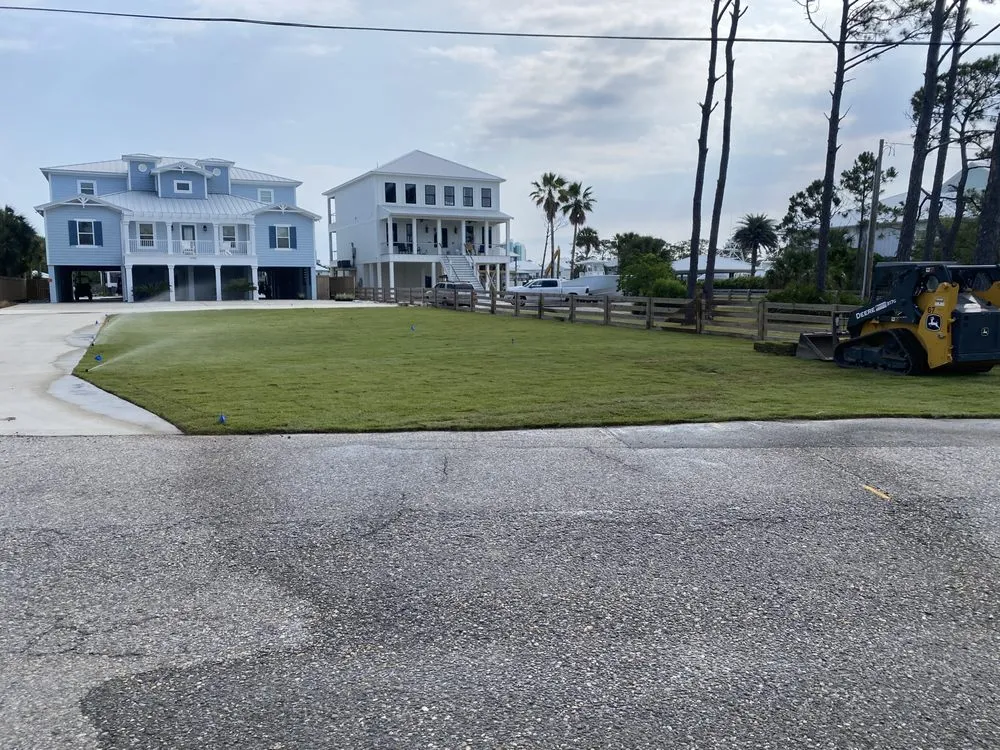 Custom lawn mowing service experts serving Spanish Fort, AL - Quik-Rite Lawn Maintenance