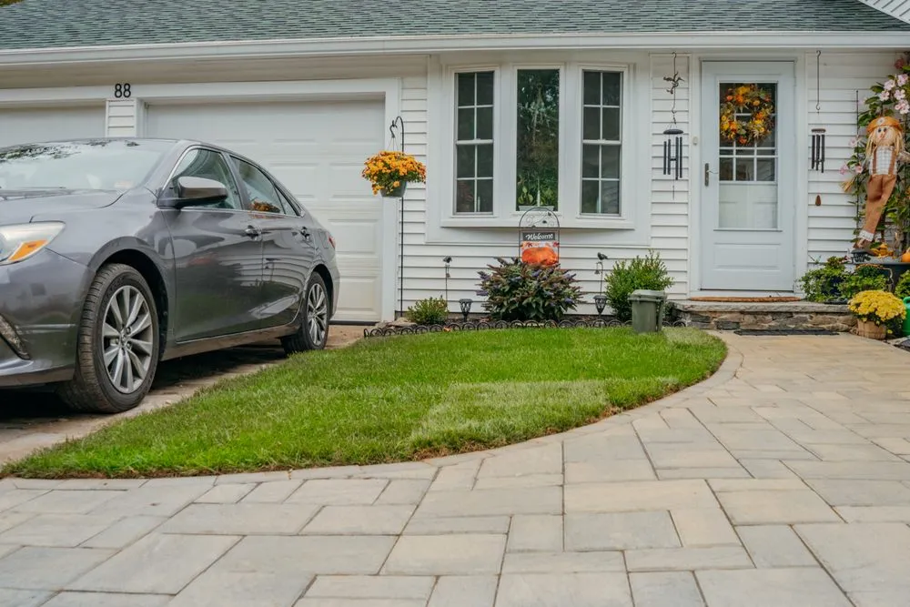 Professional lawn care service in Winchendon, MA - Quinn Earth and Turf