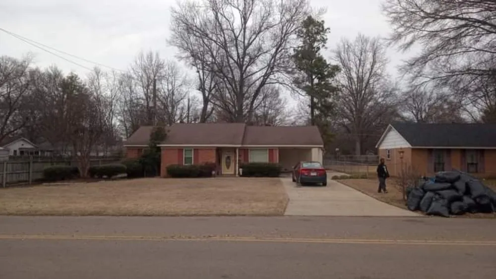 Trusted yard maintenance in West Memphis, AR by Quinn's Landscaping