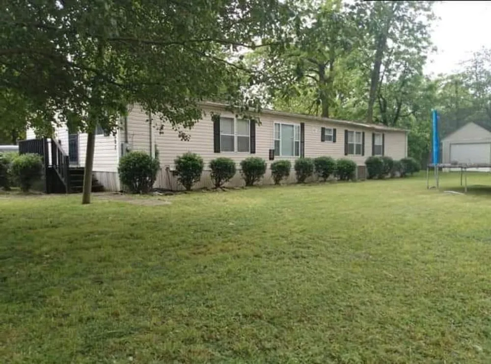 Top-rated landscape design in West Memphis, AR by Quinn's Landscaping