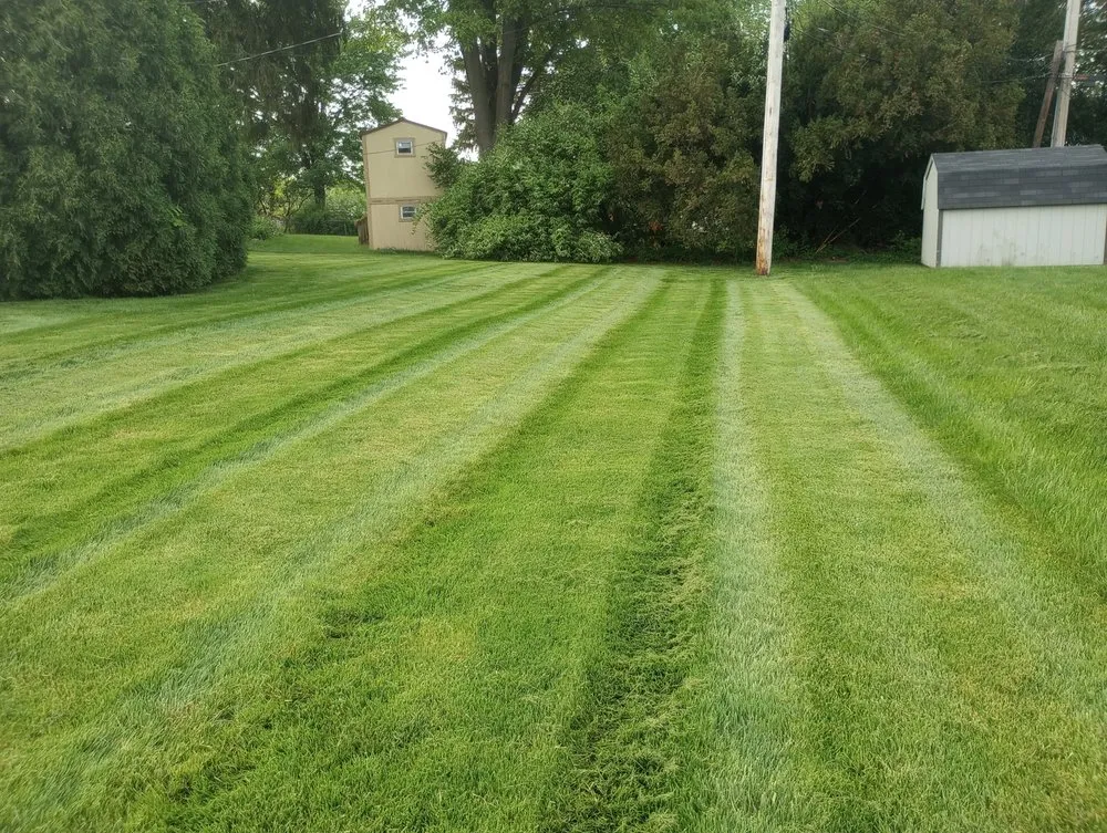 Top-rated outdoor landscaping experts serving Troy, OH - Quinn's Mowing Service