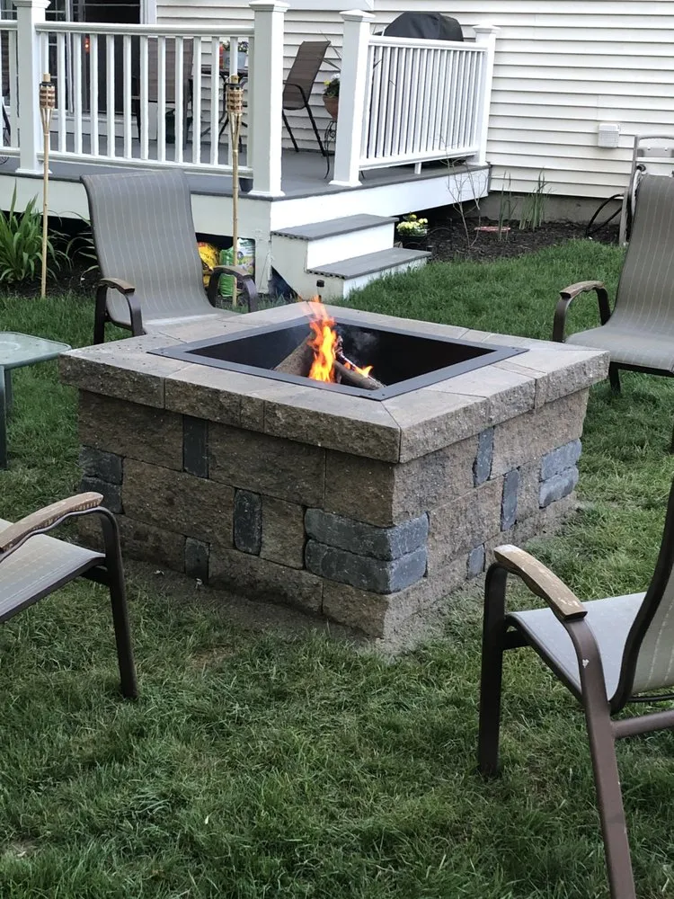 Top-rated yard cleanup service in Westbrook, ME - Quinn's Stoneworks & Landscape