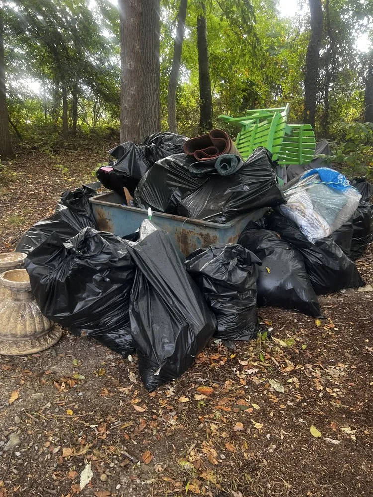 Expert yard maintenance in Hanover, PA - Quinones & Sons