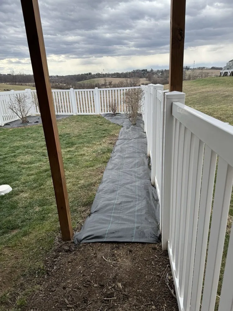 Expert yard cleanup service in Hanover, PA by Quinones & Sons