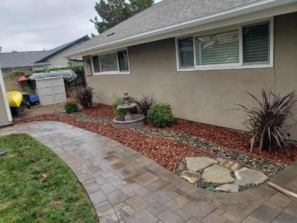 Top-rated lawn mowing service in Irvine, CA by Quintana's Desert Landscape Design