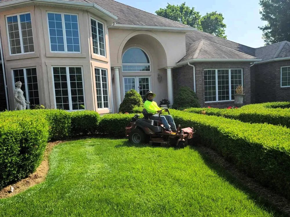 Expert landscape design experts serving Cape Girardeau, MO - Quintas Landscaping & Lawn Services