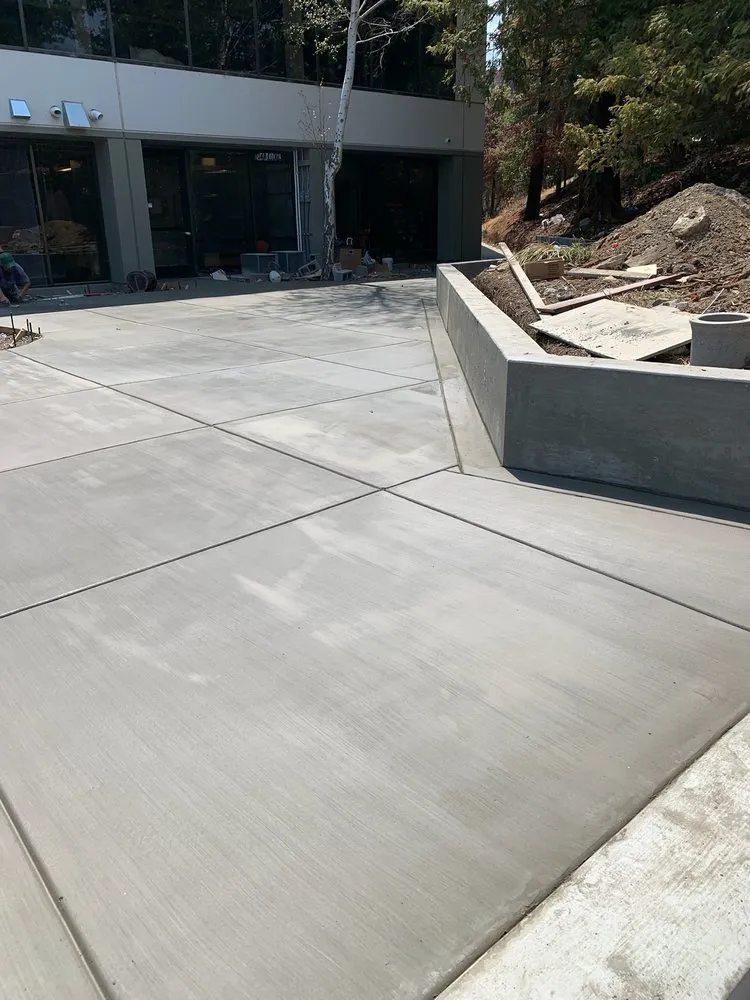 Reliable landscaping services experts serving Richmond, CA - Quintero Landscapes