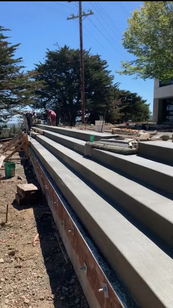 Expert lawn care service near you across Richmond, CA - Quintero Landscapes