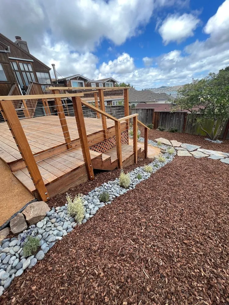 Professional residential landscaping with custom design in Richmond, CA by Quintero Landscapes
