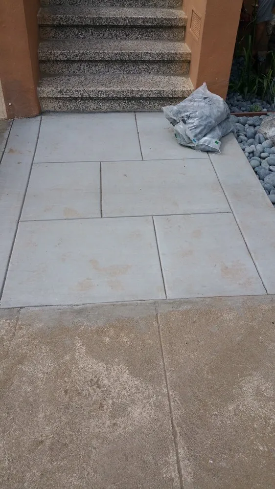 Expert yard cleanup service for year-round maintenance in Richmond, CA by Quintero Landscapes