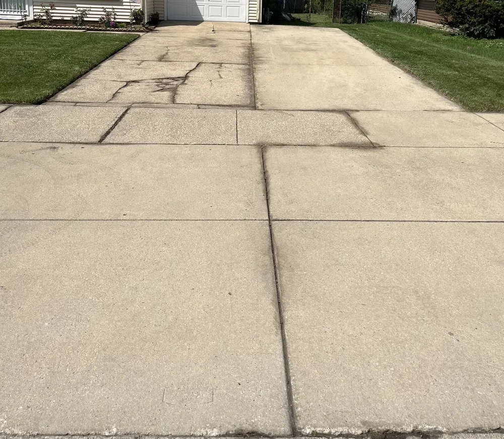 Trusted garden landscaping in Aurora, IL by Quintessential Lawn Care