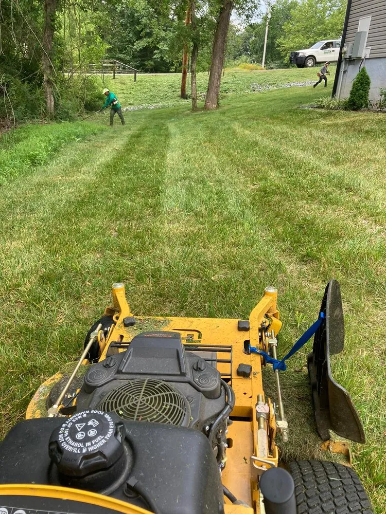 Trusted landscaping services in Shelbyville, TN - Quiñonez Lawn Care