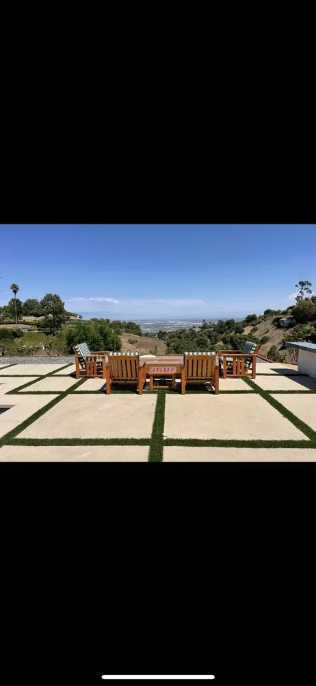 Affordable lawn mowing service in Harbor City, CA - Quixtar
