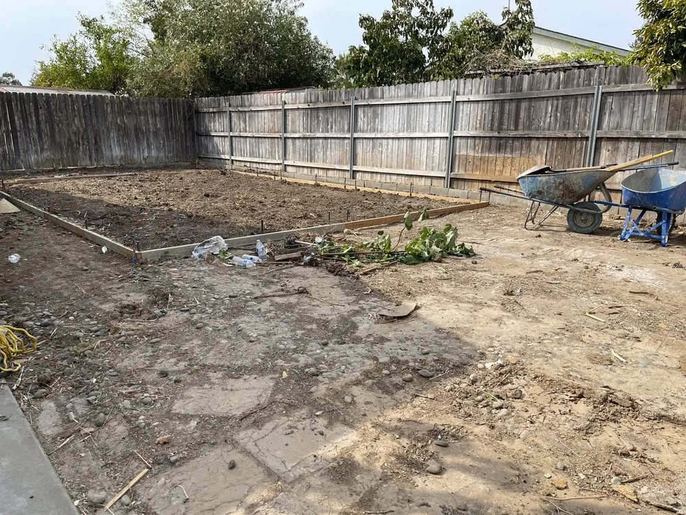 Professional lawn mowing service in Elk Grove, CA - QV Landscaping & Maintenance