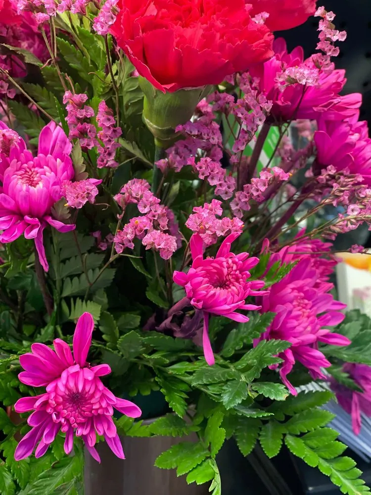 Top-rated lawn mowing service experts serving Chicago, IL - QV Landscaping & Snow Removal