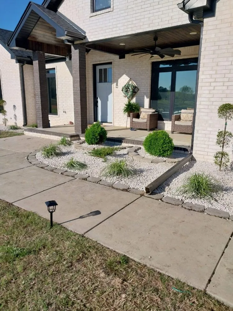 Top-rated landscaping services for residential properties across Greenbrier, AR - R & A Property Maintenance