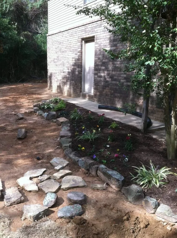 Affordable yard cleanup service for homes in Greenbrier, AR by R & A Property Maintenance