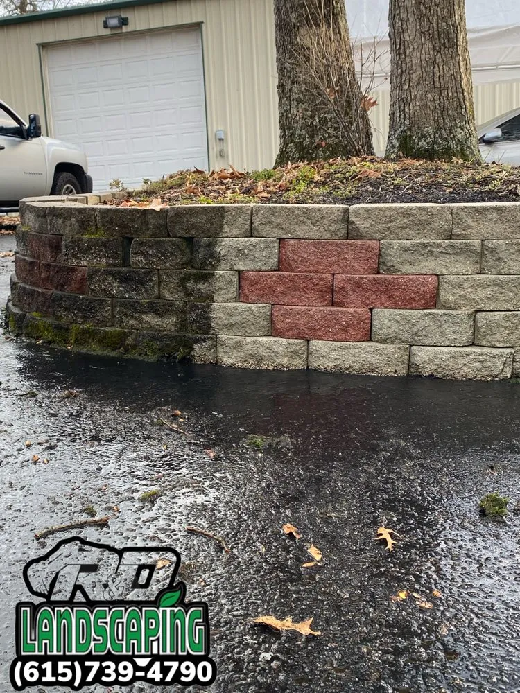 Professional residential landscaping with custom design across Springfield, TN - R & D Landscaping