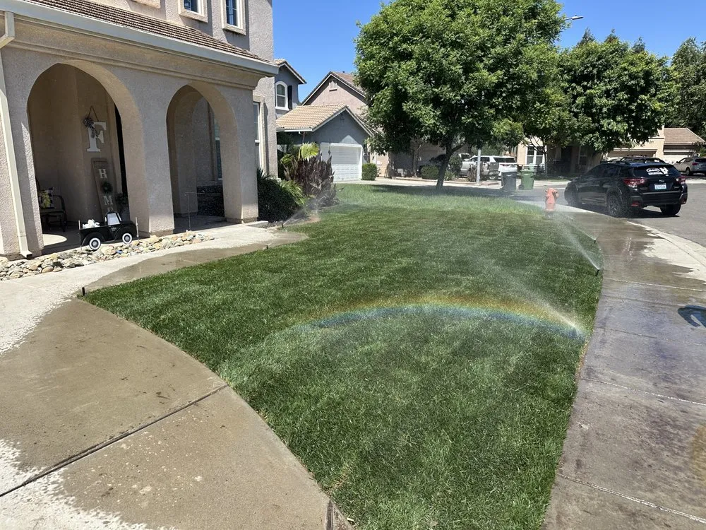 Custom outdoor landscaping experts serving Turlock, CA - R & D Landscaping