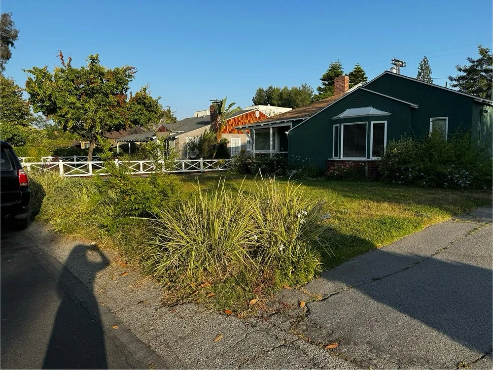 Reliable residential landscaping experts serving Los Angeles, CA - R & G Gardening Services & Landscaping