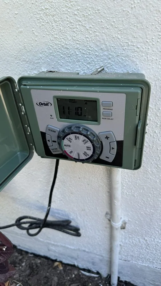 Expert lawn care service in Los Angeles, CA by R & G Gardening Services & Landscaping