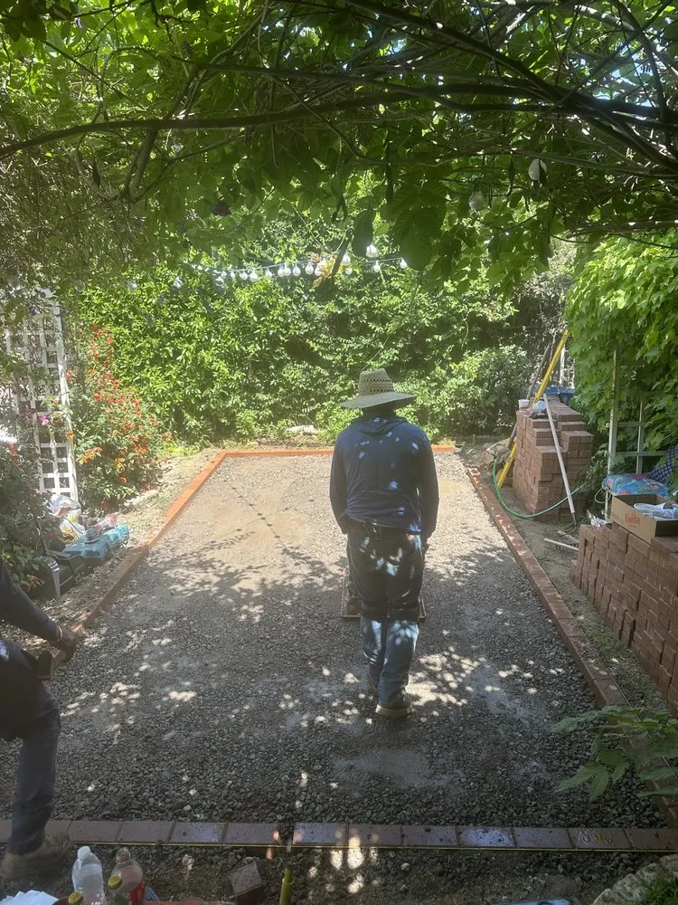 Custom lawn mowing service in Los Angeles, CA by R & G Gardening Services & Landscaping