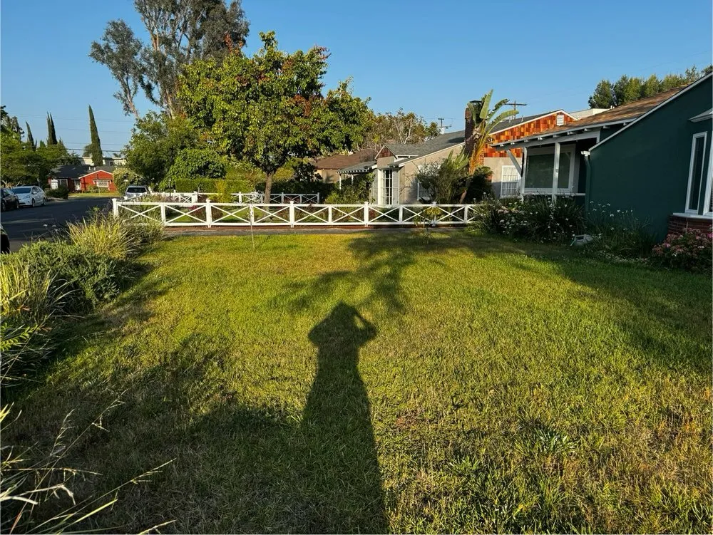 Top-rated garden landscaping in Los Angeles, CA by R & G Gardening Services & Landscaping