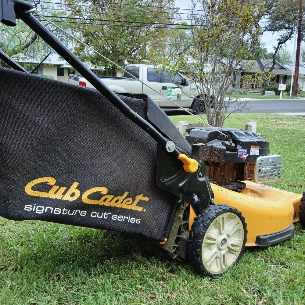 Professional outdoor landscaping in San Antonio, TX by R & H Lawncare