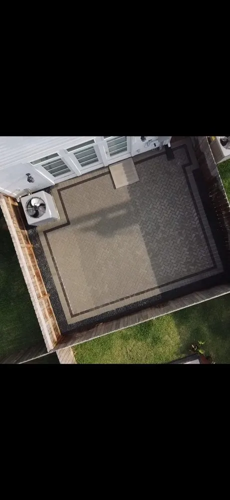 Trusted residential landscaping in Houston, TX by R & J Handyman Services & Landscaping