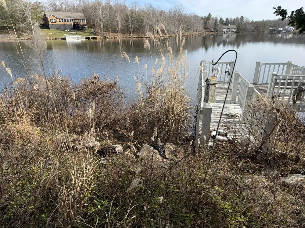 Top-rated lawn mowing service experts serving Crossville, TN - R & J Landscaping