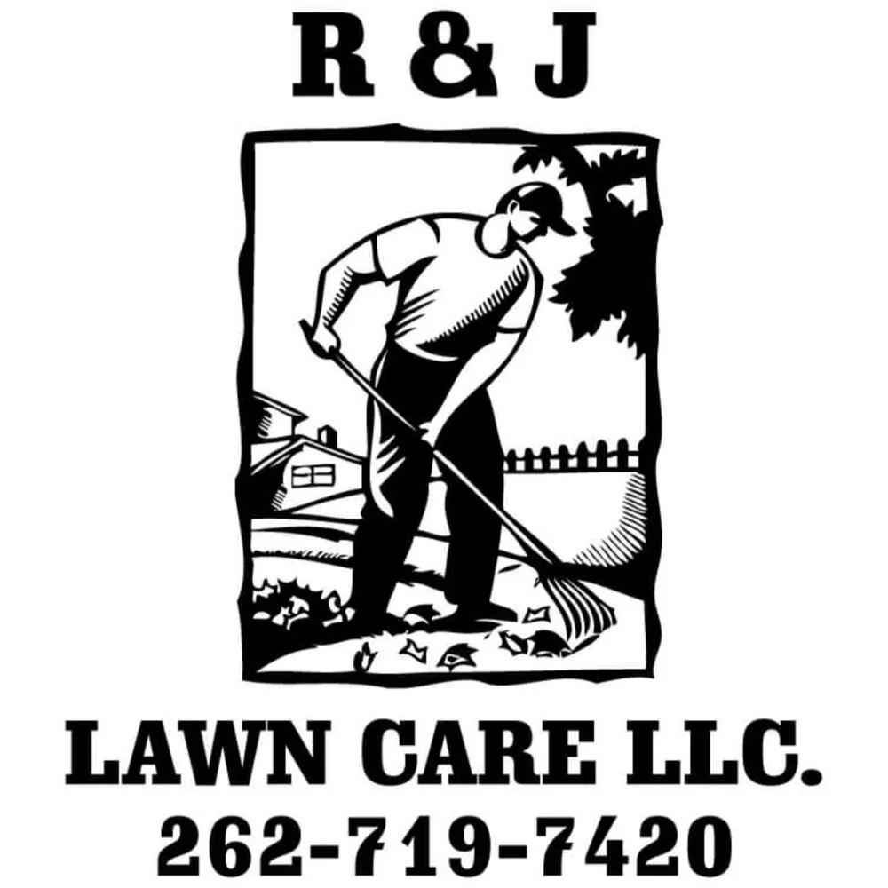 Expert residential landscaping in Ixonia, WI - R & J Lawn Care