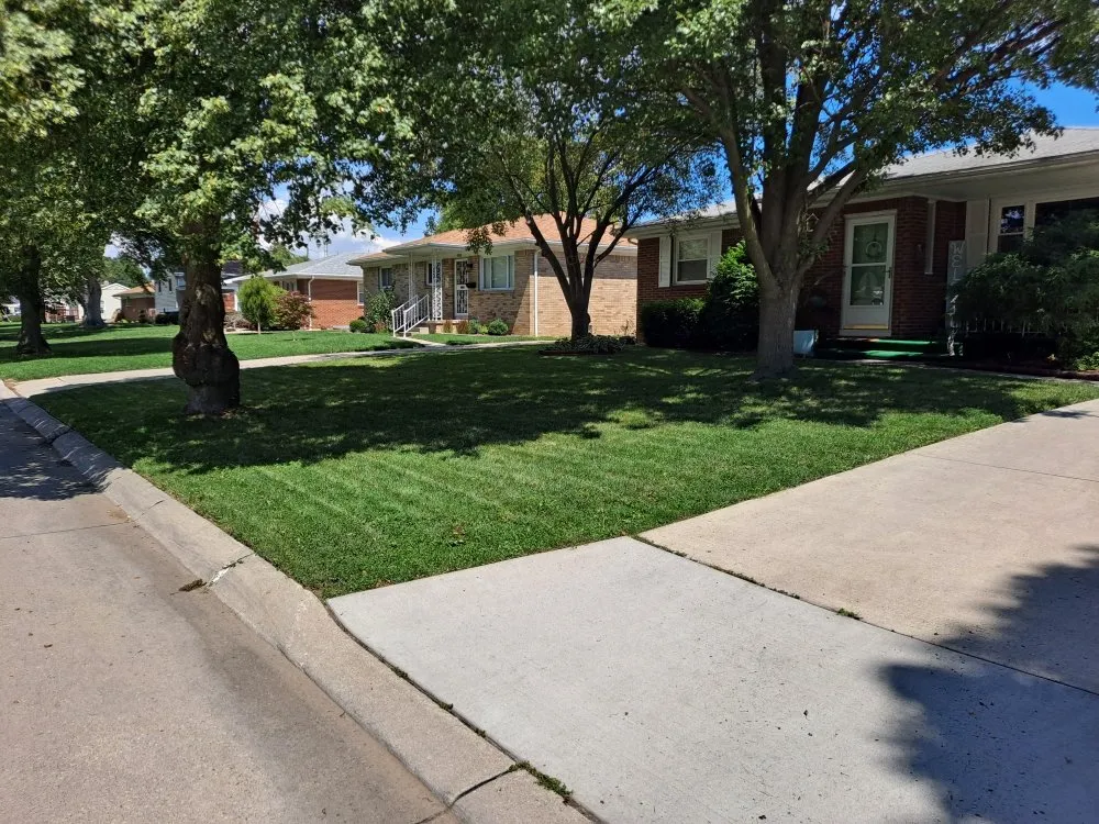 Trusted yard maintenance for beautiful yards in Toledo, OH by R & J Lawncare