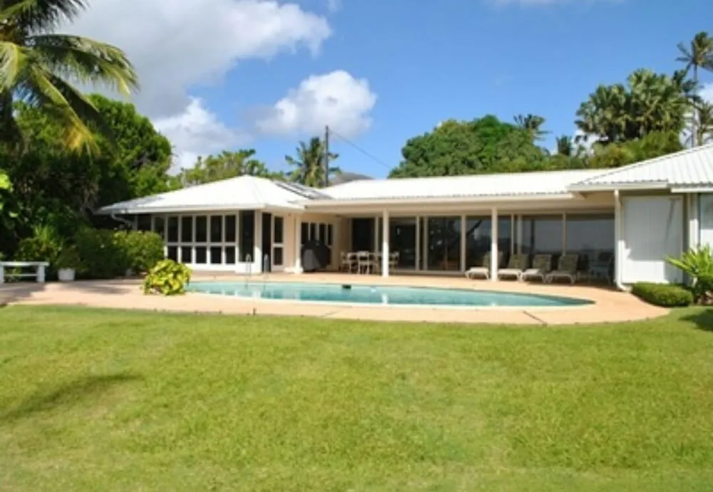 Top-rated residential landscaping in Ewa Beach, HI by R & J Yard Service