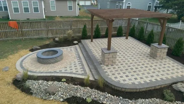 R & L Lawn Care and Landscaping Logo