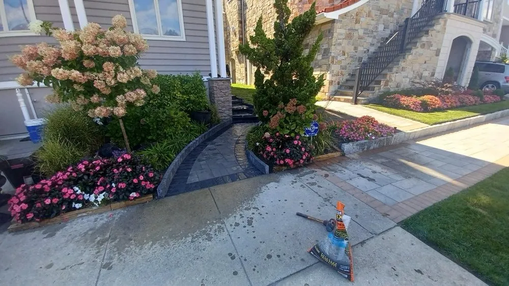 Local lawn mowing service in Lindenwold, NJ by R & M Landscaping and Patios