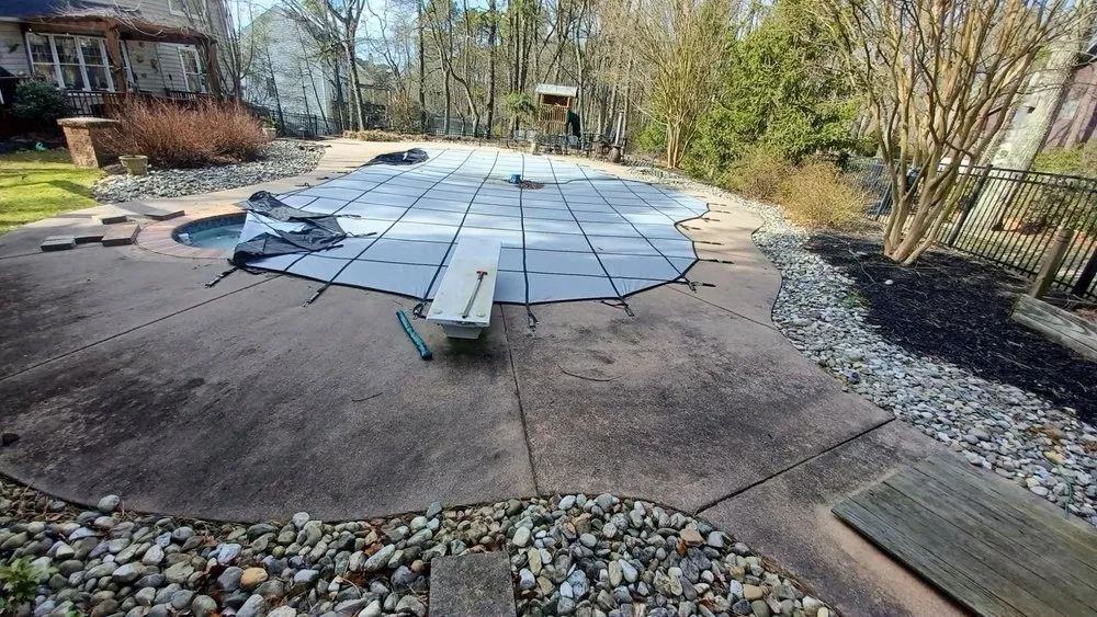 Local yard cleanup service for residential properties in Lindenwold, NJ by R & M Landscaping and Patios