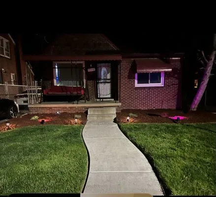 R & M Landscaping Logo