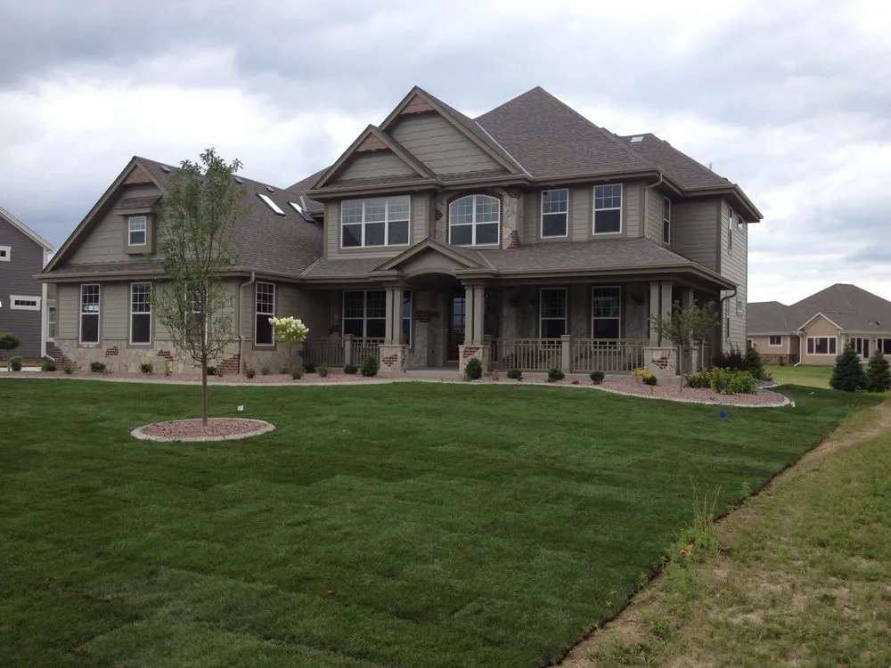 Reliable yard cleanup service in Franksville, WI by R & R Enterprises