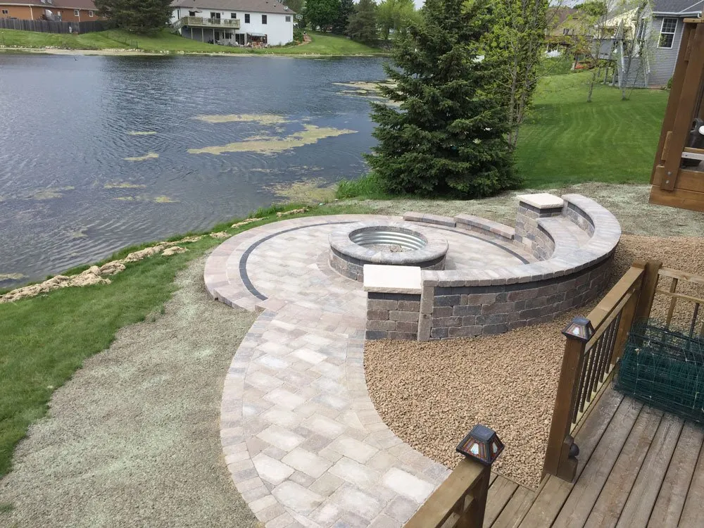 Custom yard maintenance in Franksville, WI - R & R Enterprises