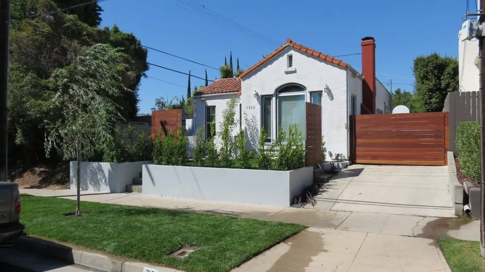 Affordable lawn mowing service in Los Angeles, CA by R & R Landscape Services