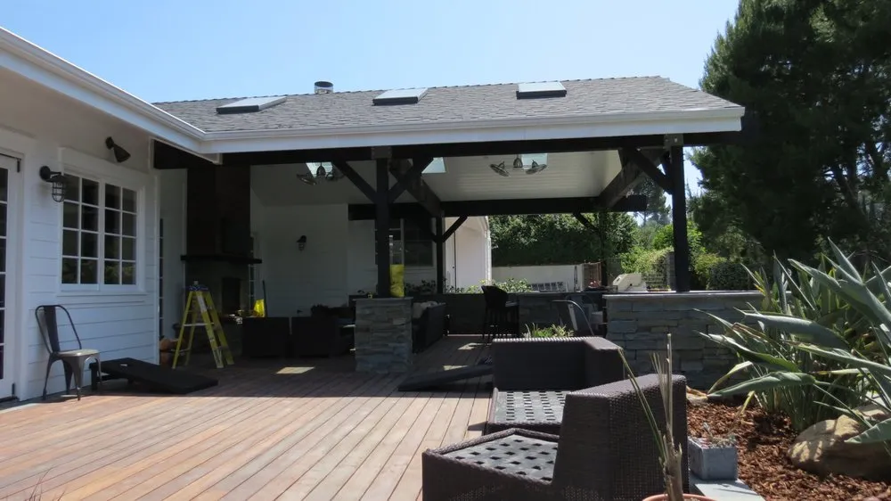 Custom landscaping services for homes in Los Angeles, CA by R & R Landscape Services