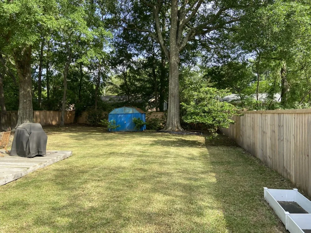 Local yard cleanup service in North Charleston, SC by R & R Lawn & Landscaping