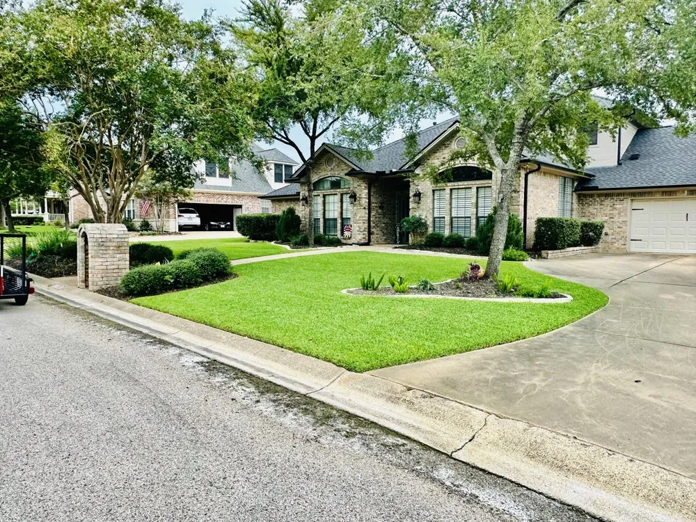 Affordable landscaping services for beautiful yards in Bryan, TX by R & R Lawn Care