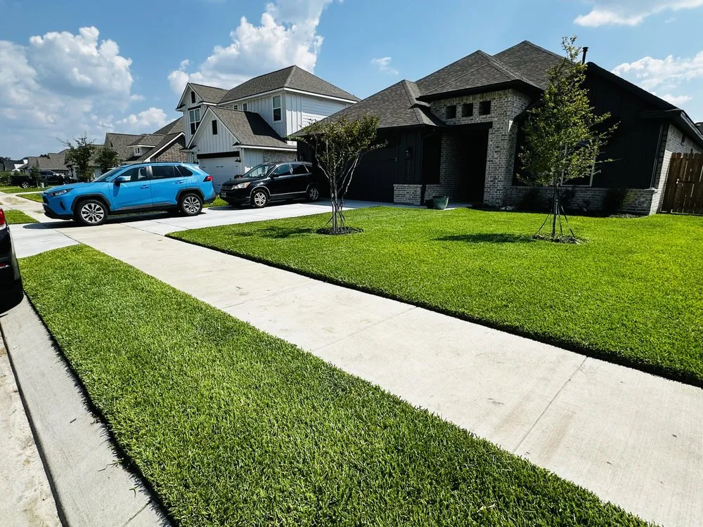 Professional lawn care service in Bryan, TX - R & R Lawn Care
