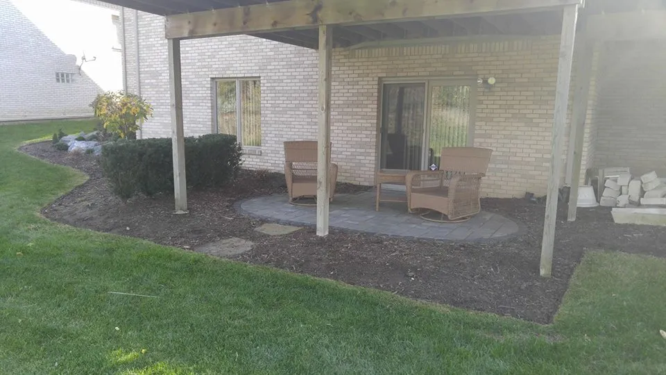 Custom yard maintenance for year-round maintenance in Macomb, MI by R & R Lawnscaping