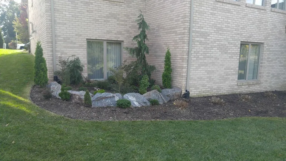 Reliable lawn mowing service in Macomb, MI - R & R Lawnscaping