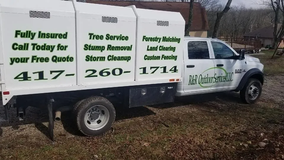 Reliable lawn care service in Houston, MO - R & R Outdoor Services