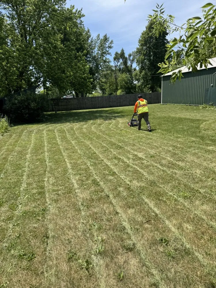 Local garden landscaping for beautiful yards across Racine, WI - R & S General Services