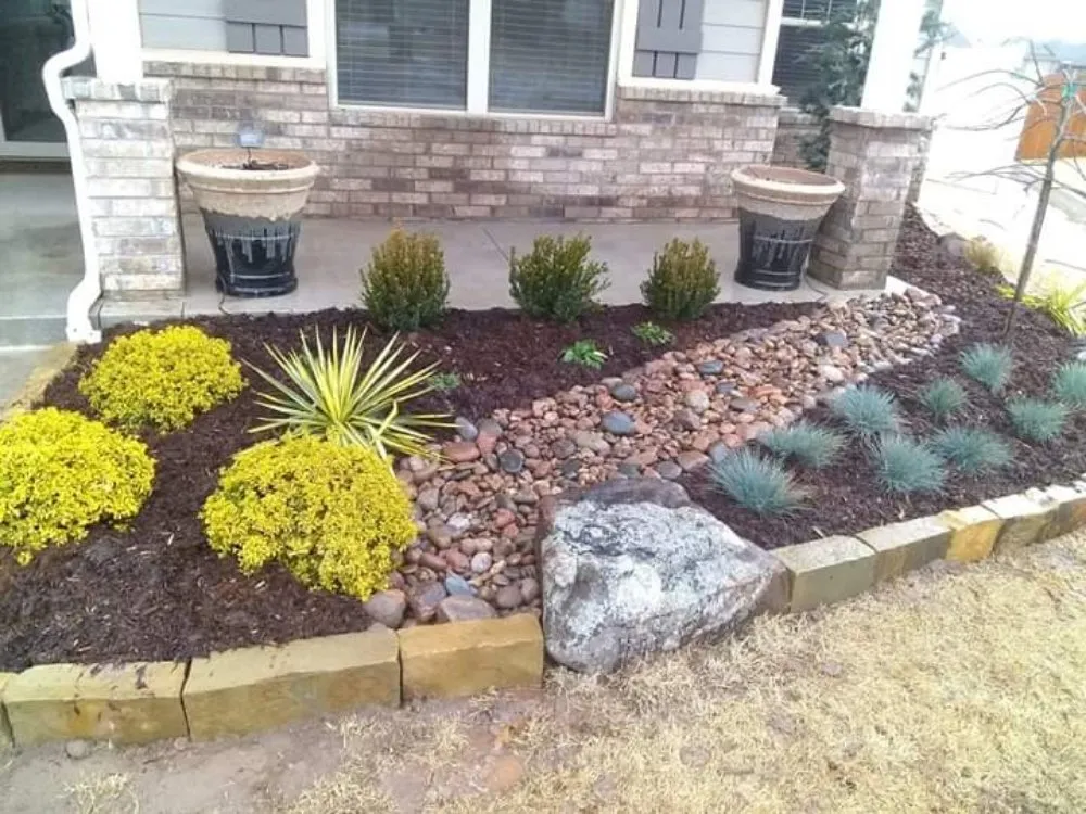 Affordable yard maintenance in Shawnee, OK by R & S Landscaping and Construction